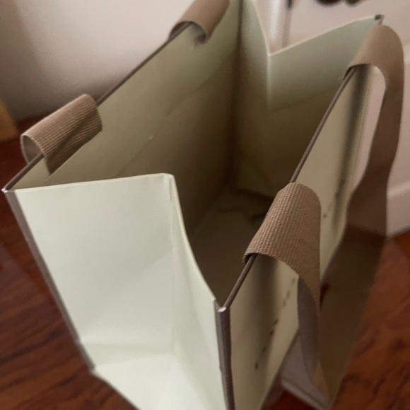 David Yurman Bag with Ribbon - Picture 3 of 7